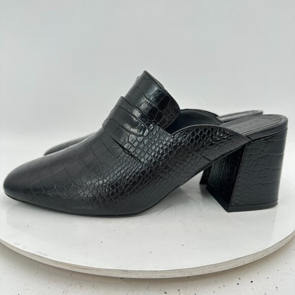 Freda Salvador Women Size 8.5 Black Textured Leather Slip On Block Heel Sandal - Picture 1 of 11